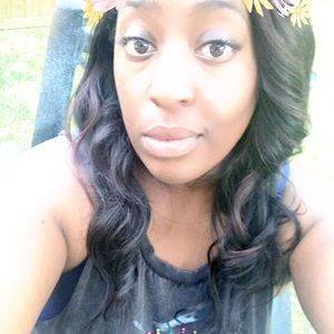 Meet your Posher, Kisha